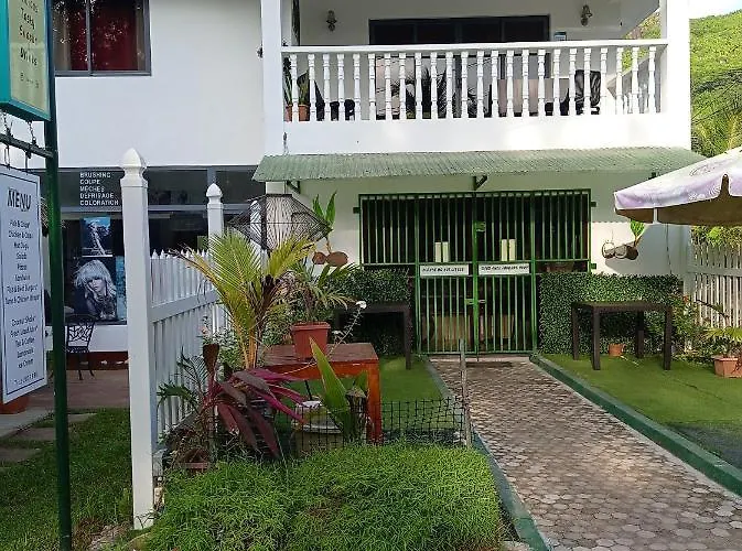 Apartman Les Forbans Selfcatering Takamaka